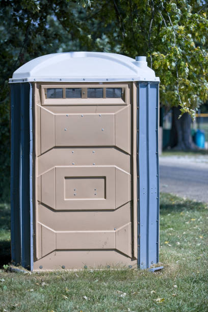 Porta potty delivery and setup in Monroe, UT